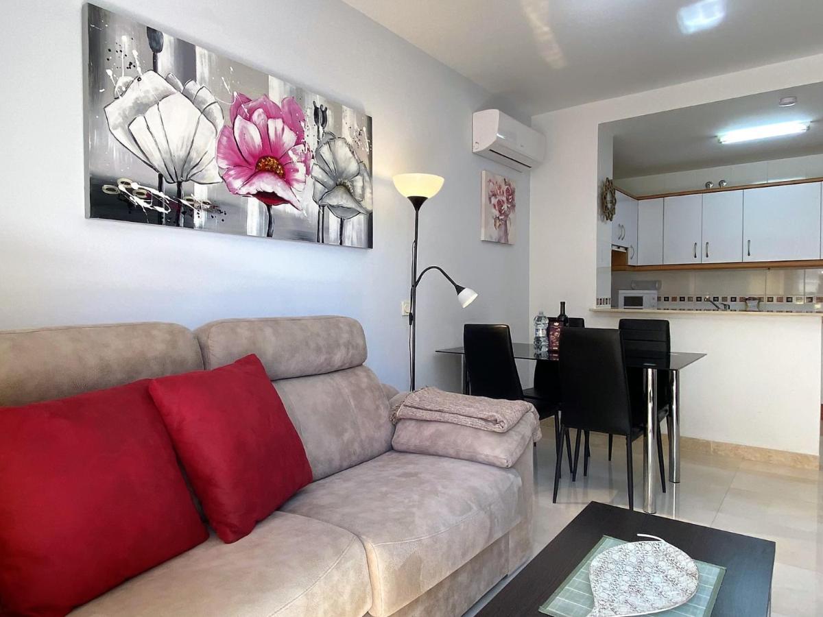 Triton Apartments Casasol Nerja Luaran gambar