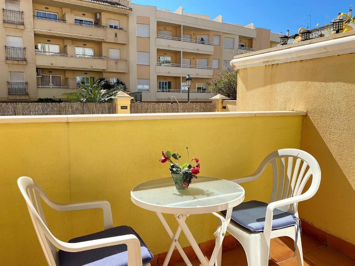 Triton Apartments Casasol Nerja Luaran gambar