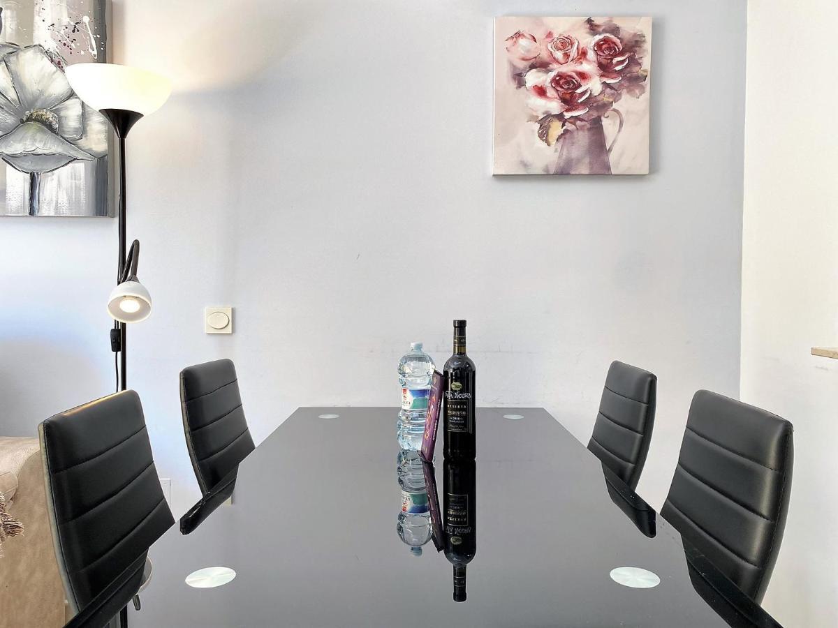 Triton Apartments Casasol Nerja Luaran gambar