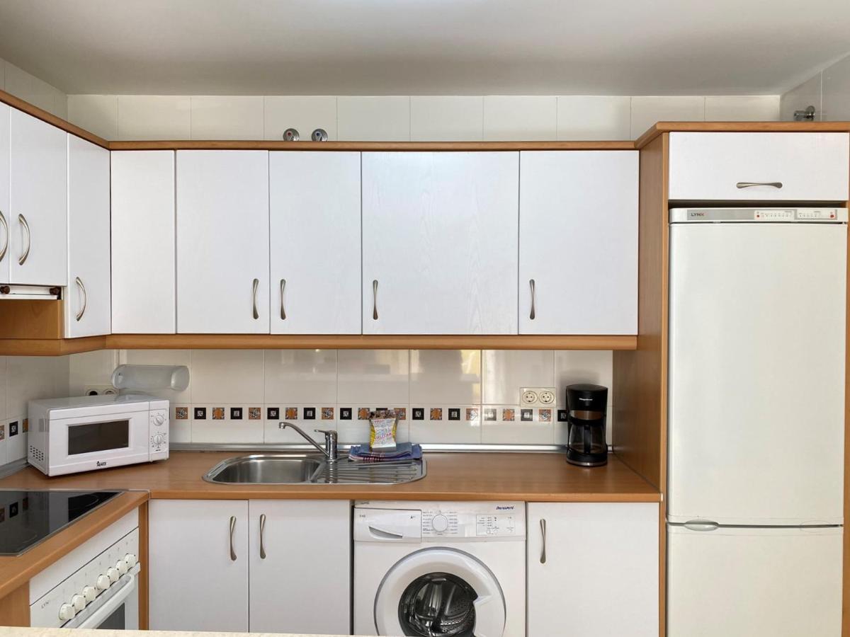 Triton Apartments Casasol Nerja Luaran gambar