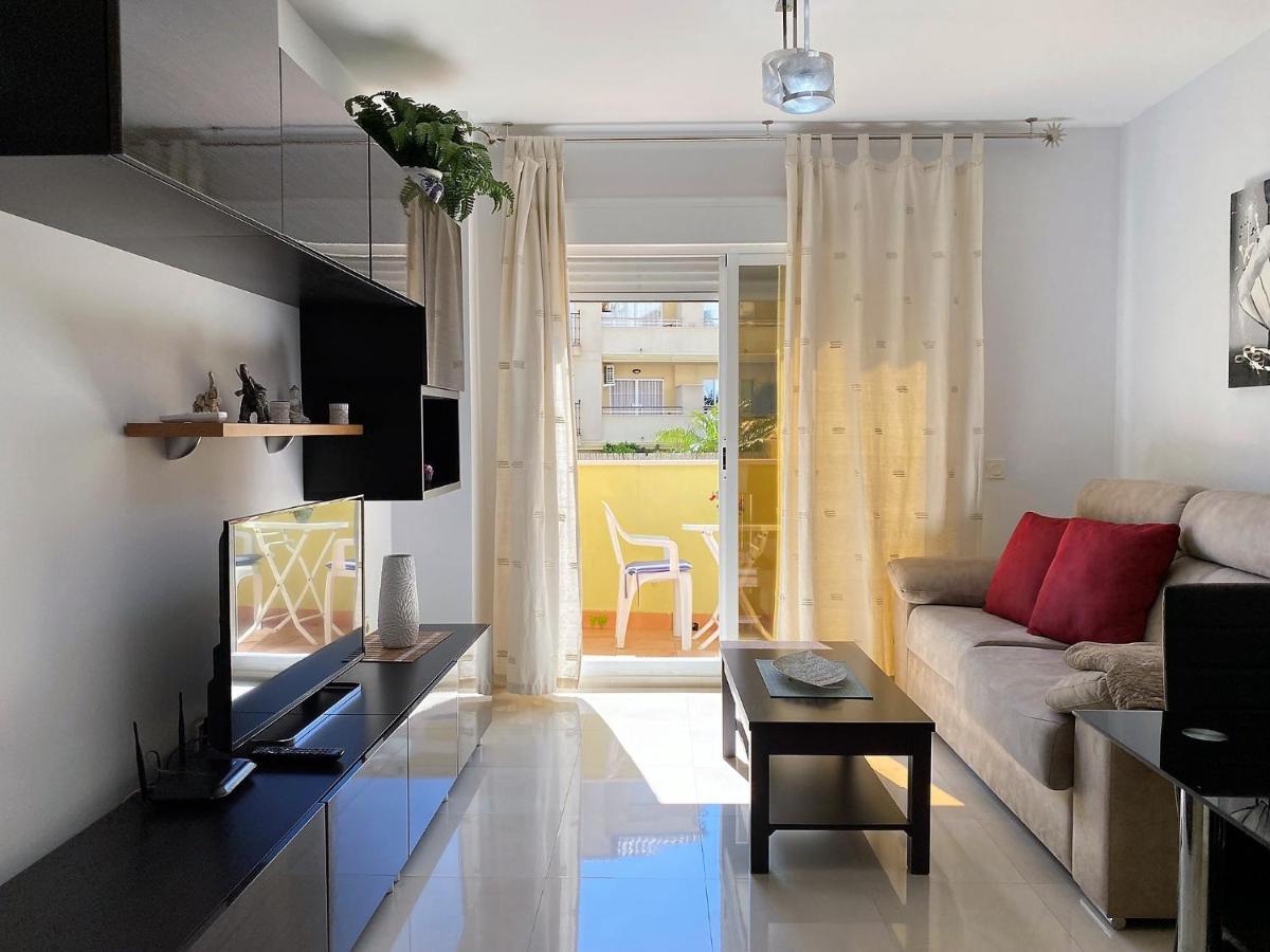Triton Apartments Casasol Nerja Luaran gambar