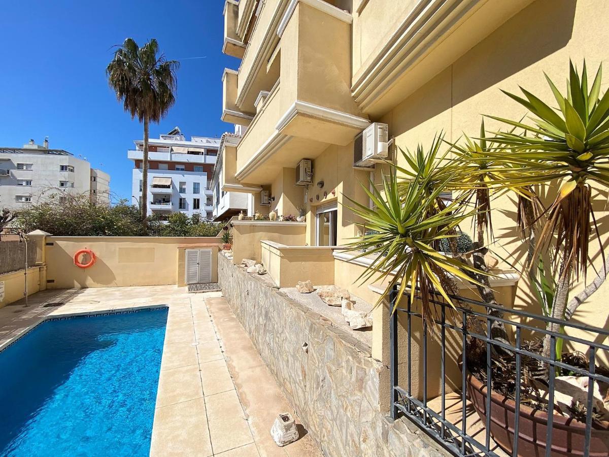 Triton Apartments Casasol Nerja Luaran gambar